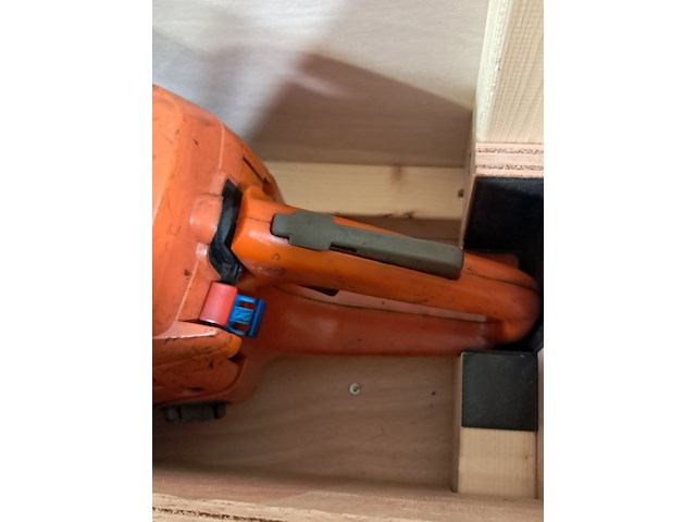 Kettingzaag in houten transportkist, husqvarna, 359g, 2002 - afbeelding 7 van  7