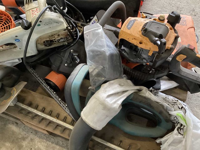 Kettingzaag - afbeelding 7 van  9