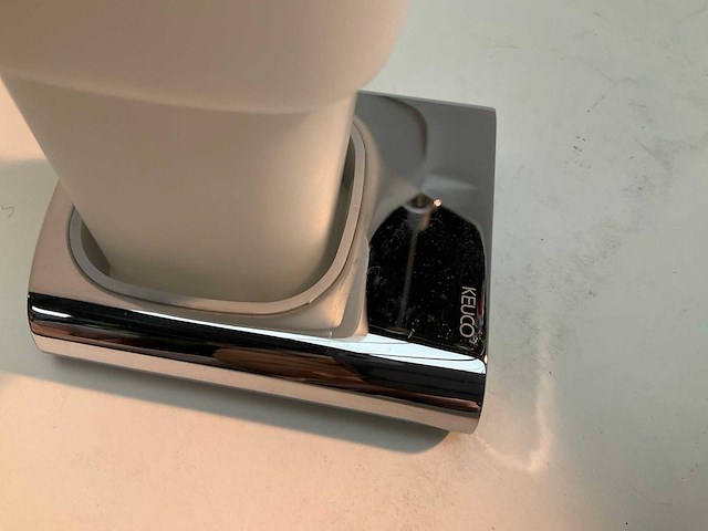 Keuco elegance zeepdispenser verchroomd wandbevestiging - afbeelding 4 van  4