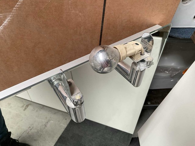 Keuco spiegel met verlichting 55x85cm - afbeelding 2 van  3