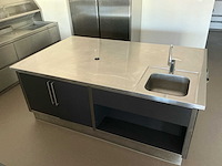 Keuken eiland met stopcontact keukenopstelling - afbeelding 4 van  11