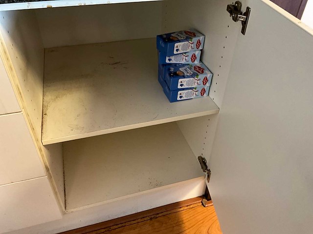 Keuken inhoud - afbeelding 10 van  11