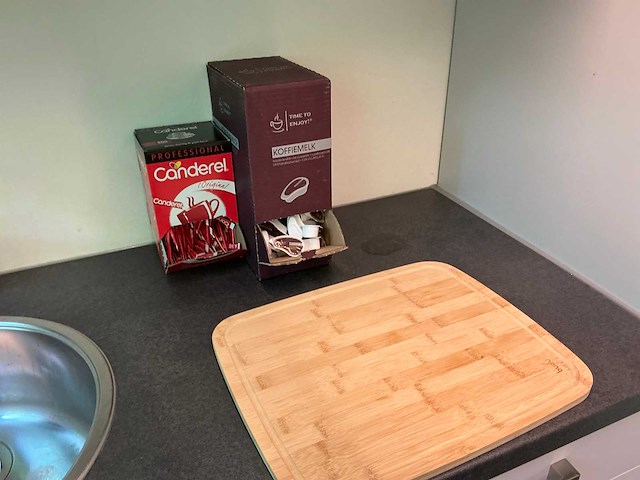 Keuken inventaris - afbeelding 2 van  15