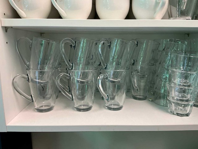 Keuken inventaris - afbeelding 14 van  15