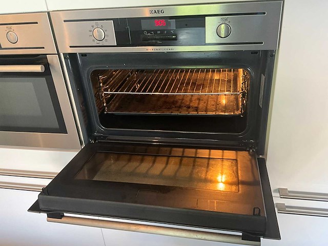 Keuken met aeg apparatuur - afbeelding 5 van  44