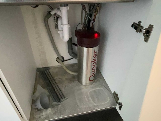 Keuken met aeg apparatuur - afbeelding 24 van  44