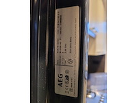 Keuken met aeg apparatuur - afbeelding 8 van  17