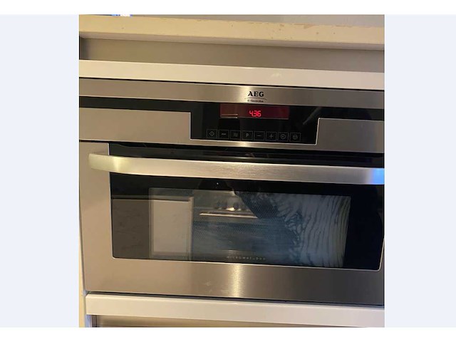 Keuken met aeg apparatuur - afbeelding 4 van  17