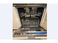 Keuken met aeg apparatuur - afbeelding 9 van  17