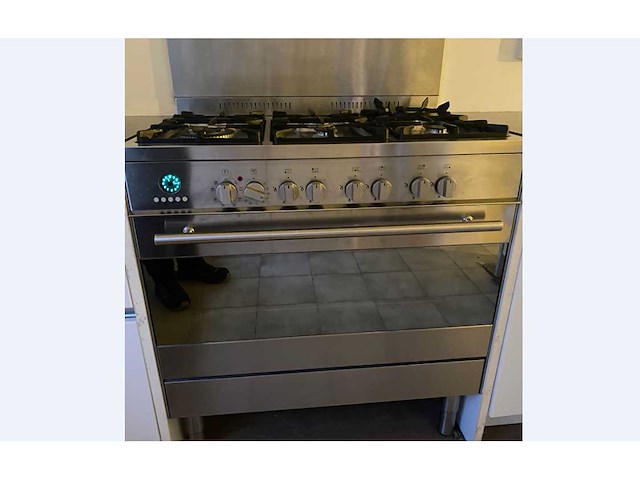 Keuken met aeg apparatuur - afbeelding 12 van  17