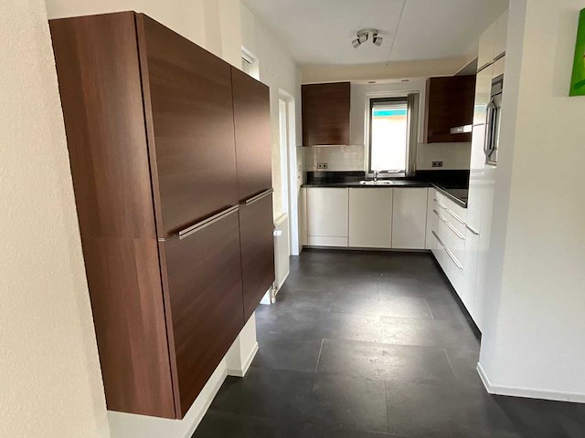 Keuken met aeg apparatuur - afbeelding 39 van  43