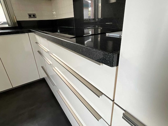 Keuken met aeg apparatuur - afbeelding 27 van  43