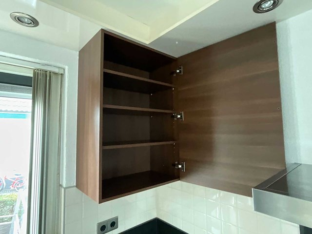 Keuken met aeg apparatuur - afbeelding 28 van  43