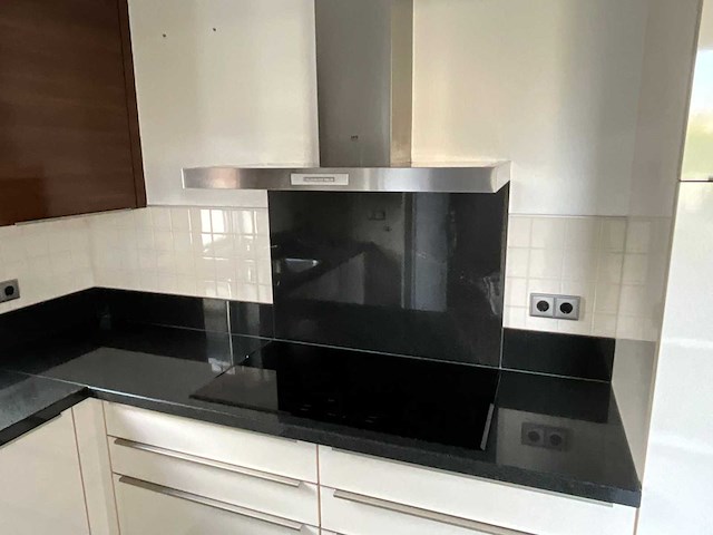 Keuken met aeg apparatuur - afbeelding 9 van  43