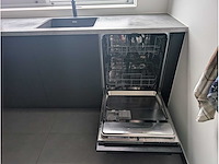 Keuken met aeg apparatuur - afbeelding 9 van  18
