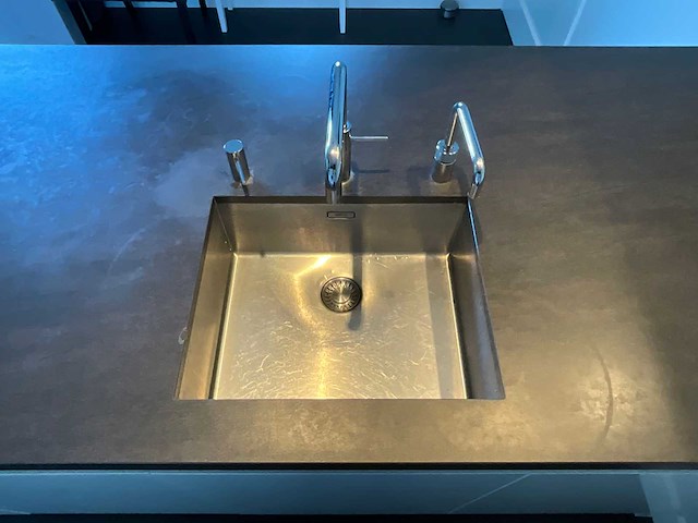 Keuken met aeg apparatuur - afbeelding 23 van  39
