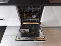 Keuken met aeg / bosch apparatuur - afbeelding 5 van  29