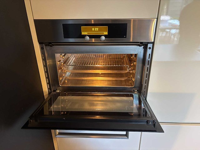 Keuken met aeg / miele apparatuur - afbeelding 20 van  25