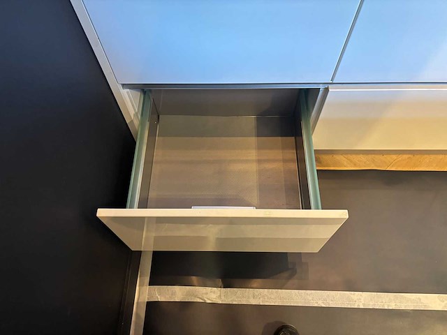 Keuken met aeg / miele apparatuur - afbeelding 23 van  25