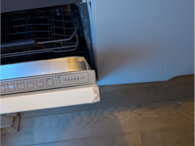 Keuken met aeg/bosch apparatuur - afbeelding 17 van  20