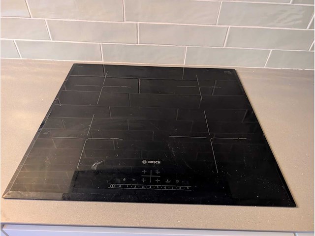 Keuken met aeg/bosch apparatuur - afbeelding 20 van  20