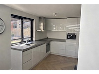 Keuken met aeg/miele apparatuur - afbeelding 1 van  39