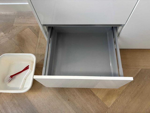 Keuken met aeg/miele apparatuur - afbeelding 32 van  39