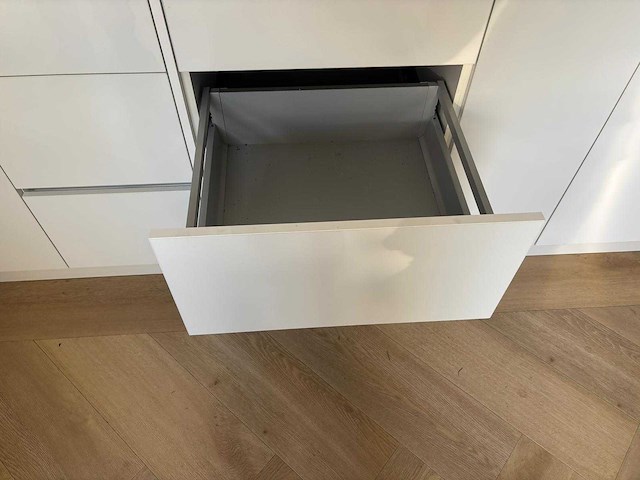 Keuken met aeg/miele apparatuur - afbeelding 11 van  38