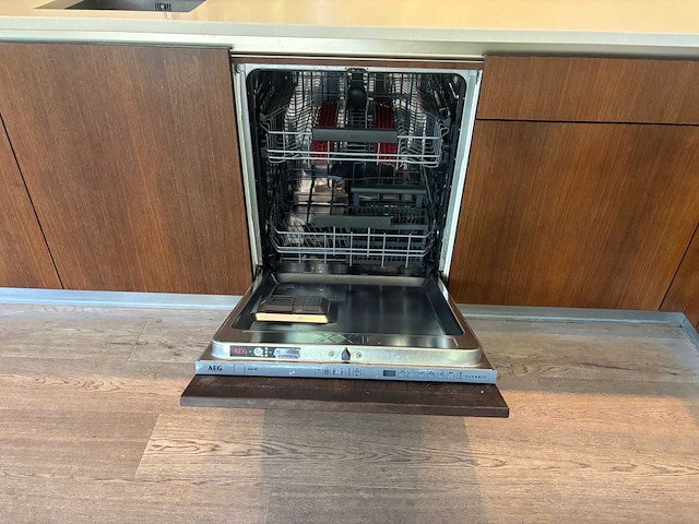 Keuken met aeg/siemens apparatuur - afbeelding 6 van  27