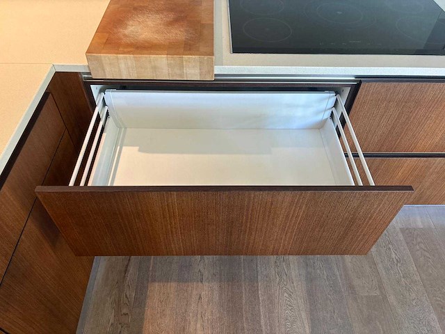 Keuken met aeg/siemens apparatuur - afbeelding 18 van  27