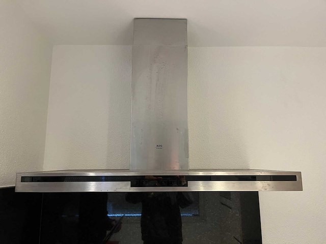 Keuken met aeg/siemens apparatuur - afbeelding 3 van  10