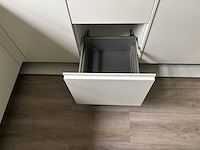 Keuken met aeg/whirlpool apparatuur - afbeelding 12 van  25