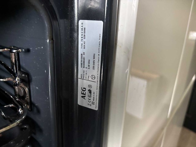 Keuken met aeg/whirlpool apparatuur - afbeelding 19 van  25
