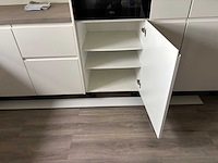 Keuken met aeg/whirlpool apparatuur - afbeelding 18 van  25