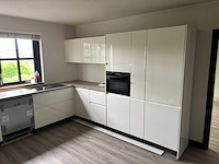 Keuken met aeg/whirlpool apparatuur - afbeelding 12 van  25
