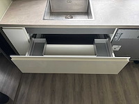 Keuken met aeg/whirlpool apparatuur - afbeelding 21 van  25