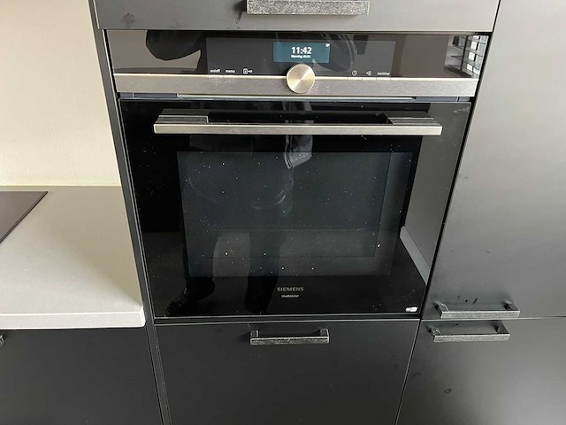 Keuken met apparatuur - afbeelding 7 van  24