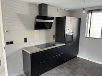 Keuken met apparatuur - afbeelding 12 van  24