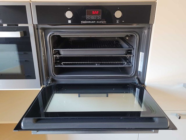 Keuken met apparatuur - afbeelding 11 van  35