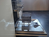 Keuken met apparatuur - afbeelding 24 van  35