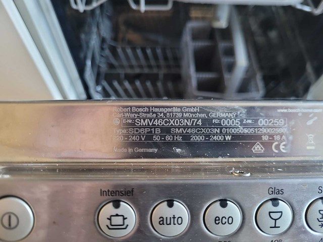 Keuken met apparatuur - afbeelding 28 van  35