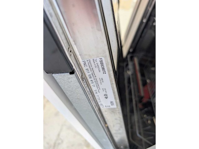 Keuken met apparatuur - afbeelding 2 van  33