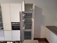 Keuken met apparatuur - afbeelding 2 van  34