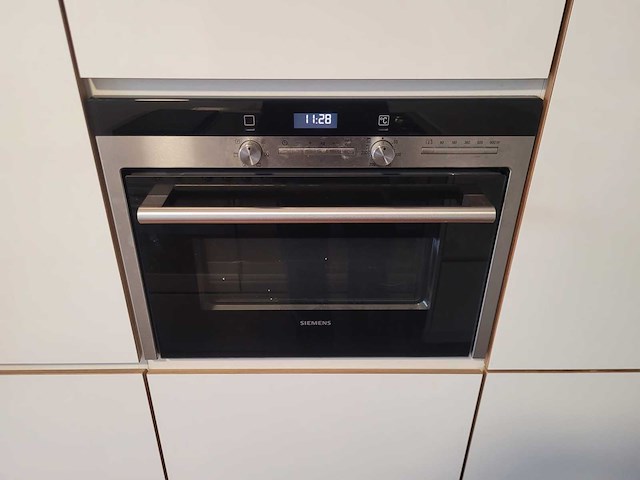 Keuken met apparatuur - afbeelding 5 van  34