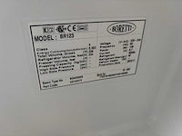 Keuken met apparatuur - afbeelding 6 van  17