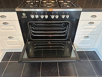 Keuken met apparatuur - afbeelding 16 van  17