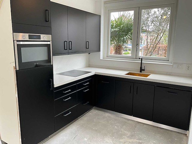 Keuken met apparatuur - afbeelding 5 van  33