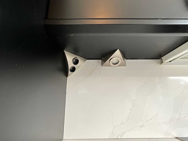 Keuken met apparatuur - afbeelding 24 van  33