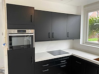 Keuken met apparatuur - afbeelding 23 van  33