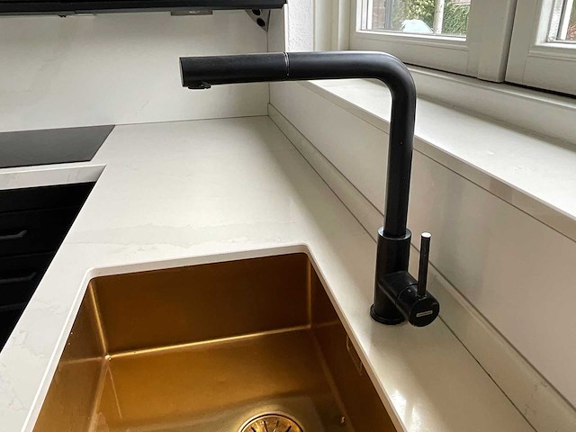 Keuken met apparatuur - afbeelding 30 van  33